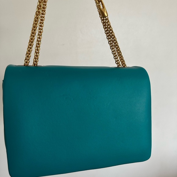 Authentic NWT valentino ONE STUD NAPPA BAG WITH CHAIN - Picture 11 of 17